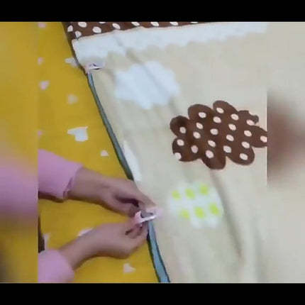 10 Pieces - Duvet Clamps - Duvet Clips - Sturdy Duvet Clips - Duvet Pegs - Clamps - Clips - Blankets - Sheets - Prevents Your Duvet from Shifting - Bed Sheet Tensioners - Bed Sheet Clips.