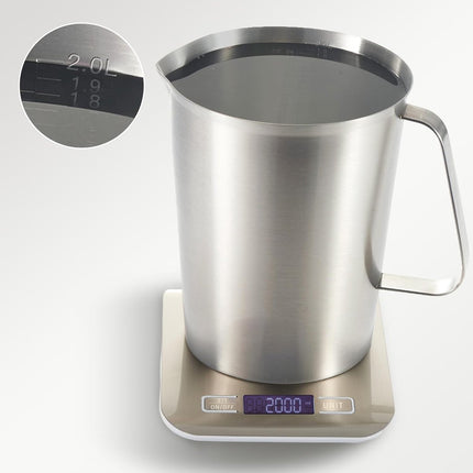 Measuring Cup with Pouring Spout - Measuring Cups with Scale - 2 Liters - Small Measuring Cups - Measuring Cups - Measuring Beaker - Cups - Measuring Jug - Measuring Cup - 304 Stainless Steel - 14.5 x 17 x 14.5 Cm (L x W x H) - Silver - For Precise Weighi.