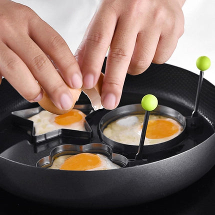 Egg ring - 4-piece - Heart-shaped egg ring - Practical egg rings - Cooking ring - Pancake maker - heart star flower and round egg cooker ring - Baking accessory - kitchen tool - for frying eggs - Stainless steel.