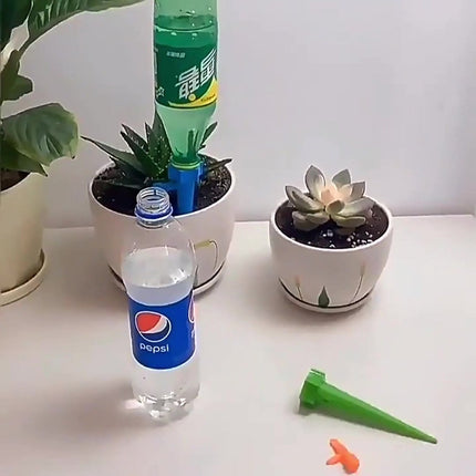 40x Water Dripper - Plant Watering System - Drip System - Watering System - Watering System - Water Ball - Watering System - Plant Ball - Automatic Watering Can - Drip System - Watering System - Blue / Green.