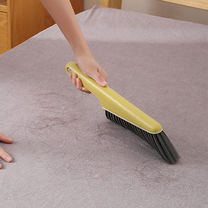 Dusting brush - Dustpan and brush - Dust brush - Bed sweeping brush - Sofa brush - Cleaning products - Household cleaning tools - With handle - For sofa, clothing, bed, duvet - Multifunctional - Plastic - Universal - Yellow.