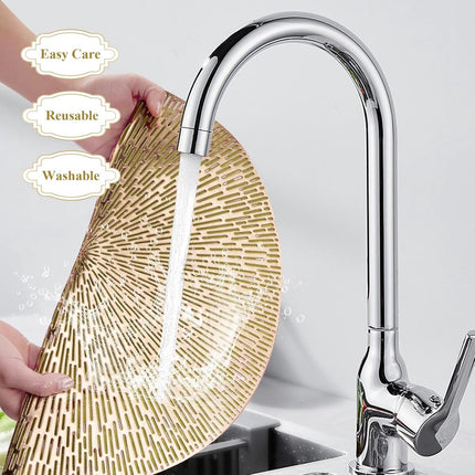Set of 6 round placemats - Gold Placemats - 38x38cm - coasters - Openwork - Heat resistant - Luxurious appearance - Washable - Easy to clean - for kitchen and dining table decoration.