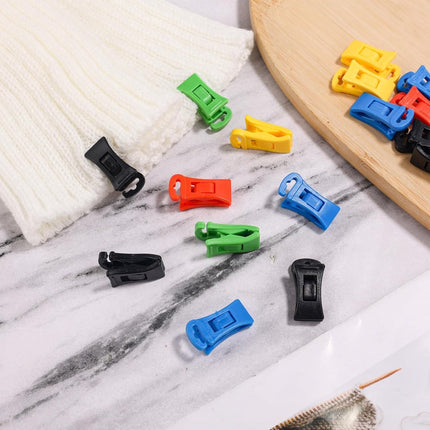 Sock dryer - 50 pieces - Sock clips - Pegs - Colorful sock clips - Plastic sock clamps - Anti-loss drying rack - Sock drying rack - Sock drying rack - Drying carousel - 5 colors.