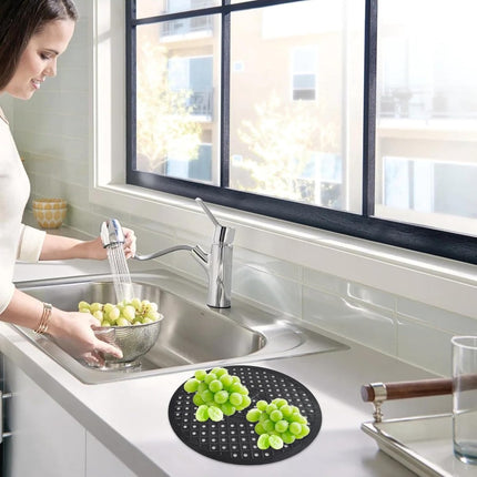 1 Piece Silicone Sink Mat - Washbasin Mat - Sink Mat - Sink Mats - Rubber Countertop Mat for Sink - Cuttable - Foldable - Non-slip - Round sink mat - Protective mat - For countertop - Round Black - ø 31 Cm.