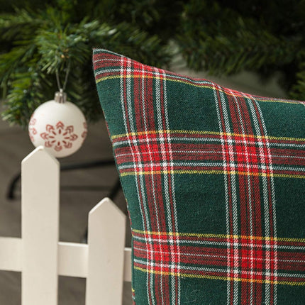 Pillowcase - Set of 2 - 40 x 40 cm cushion cover - indoor Christmas decoration - Christmas ornament - Christmas Pillowcase - Christmas Tartan Cushion Cover - Christmas Classic Tartan Cushion Cover - No core - Green & Red.