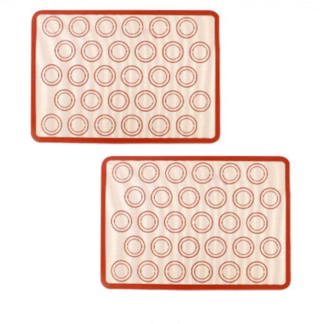2 pieces Silicone macaron baking mat - 42 x 29.5 cm - Non-stick mat - Non-slip - Washable - Reusable - For making gingerbread / cake / bread - Non-stick silicone macaron baking tray - Red.