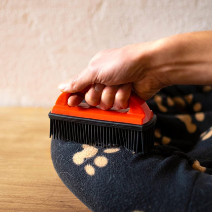 Pet Hair Remover for Fabric - Remove Dog and Cat Hair from Clothing, Furniture, Cushions and Car Interiors - Rubber Hair Remover - Soft Deshedding Brush - Red - For Pets and Furniture.