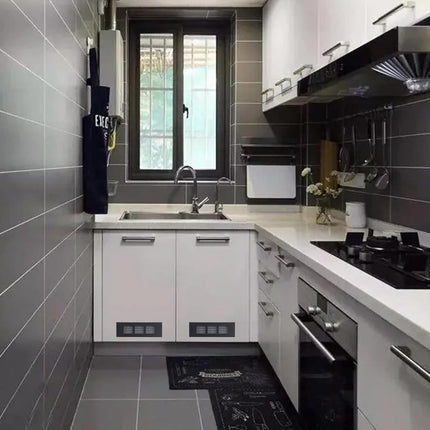Air Grilles - 2 Pieces - Skirting Board Ventilation Grille - Aluminum Alloy - With Screws - Ventilation Covers - Heat Dissipation - Ventilation Holes - Ventilation Hood - Suitable for Kitchen, Bathroom, Wardrobe, Cabinet, Shoe Cabinet - 150*50mm - Black.
