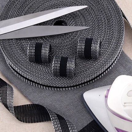 Iron-on tape - easily shorten trousers yourself - Black - hem tape - for shortening - Trouser shortening aid - Iron-on - 10 meters - 2.5 cm wide - Polyester.