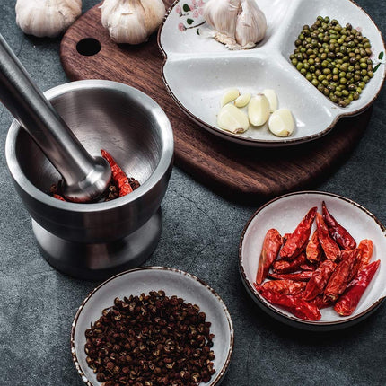 Mortar and Pestle - Stainless Steel Mortar and Pestle, Food Safe Pestle and Mortar Stainless Steel, Diameter 8.5 cm - Herb Grinder - Spice Grinder - With Lid.