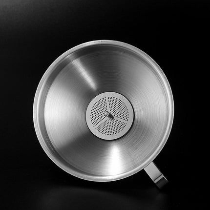 Funnel - Kitchen Funnels - Metal Filling Funnel - Filling Funnel - High Quality Funnel - Stainless Steel - Ø15 cm - Silver.