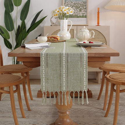 Table Runner - Bohemian Style Table Runner - 33 x 120cm - Green - Polyester - Rustic Farmhouse Style Table Runner - For Party & Dining Decorations - Boho Tassel Embroidered Table Runners.
