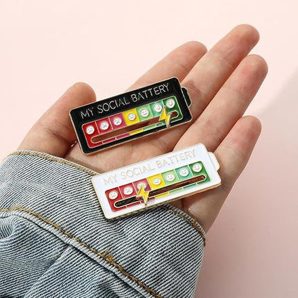 2 pcs MY SOCIAL BATTERY, Funny Social Mood Brooch Pin for 7 Days, Pin Funny Social Battery Brooch Badge Mood Pin Badge Cute.
