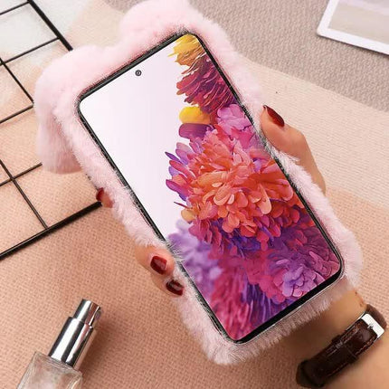 Electronics > Mobile Accessories > Phone Cases & Screen Protectors.