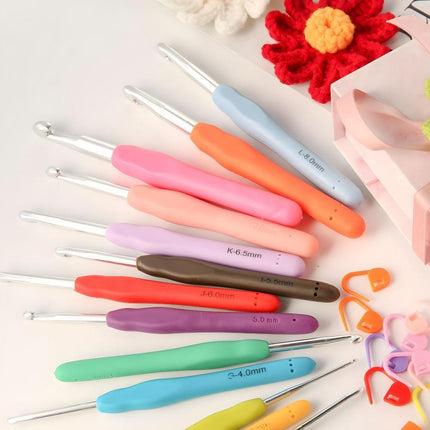 45-piece crochet set with needles, markers, tape measure - Knitting Kit Multicolor multicolor.