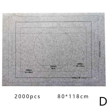 13 pairs of interchangeable needles, circular needles with 2.75 mm–10 mm.