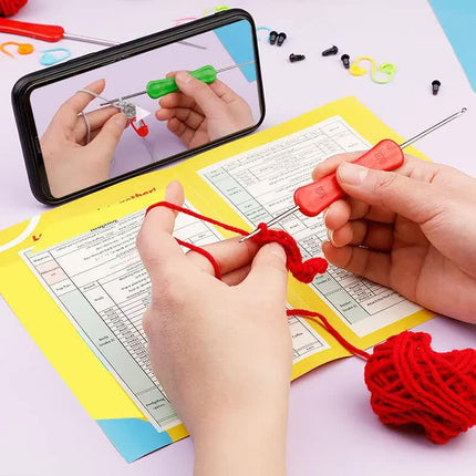 4-Piece DIY Crochet Kit for Animals with Hand Knitting Yarn, Needles, Plush Doll, Easy for Beginners, Includes Enough Yarn and Hook Accessories.