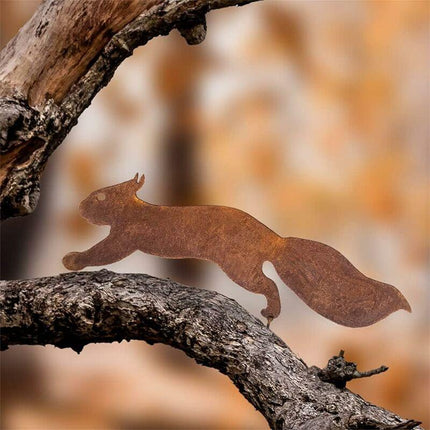 Tree Squirrel - Metal Garden Decoration - 30 cm - Natural Rust Patina.