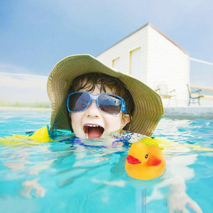 Floating Duck Style Pool Thermometer with String for Outdoor Indoor Pools Hot Tubs Spas.