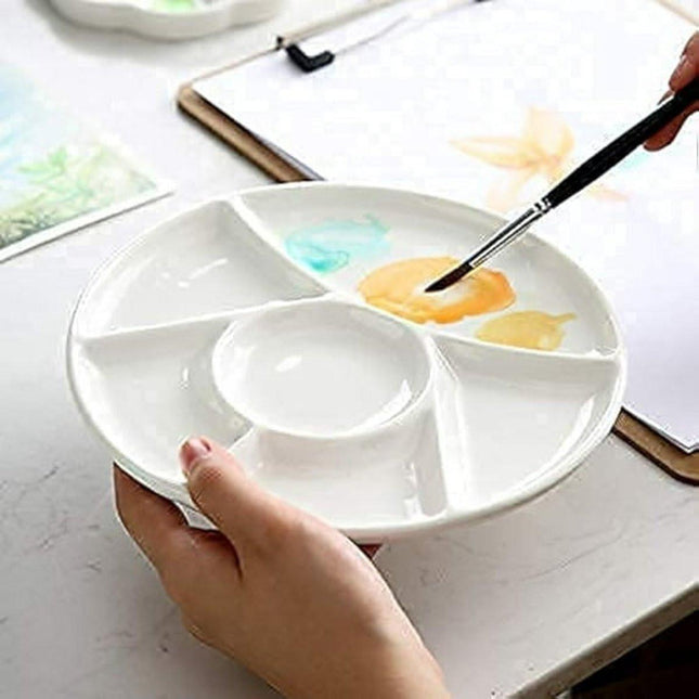 Easy-to-clean watercolor and gouache mixing tray - 6 holes - 8 inch - white - round.