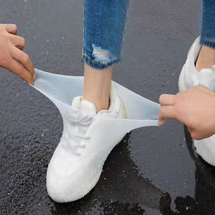 Overshoes - 1 Pair - Waterproof Silicone Overshoes - Reusable, Non-slip, Suitable for Outdoor Activities (White - Size L).