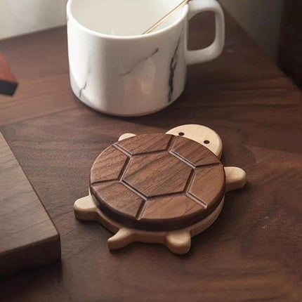 Coasters - Cute coasters - wood - With a stylish turtle design - A fun desk decoration - Perfect for storing all kinds of cups, cutlery and kitchen utensils..