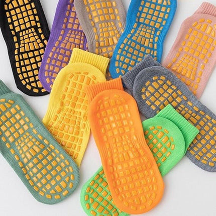 6 pairs - with anti-slip granules - trampoline socks for the playground - anti-slip floor socks (black + heather grey + lotus root powder + khaki + purple + blue).