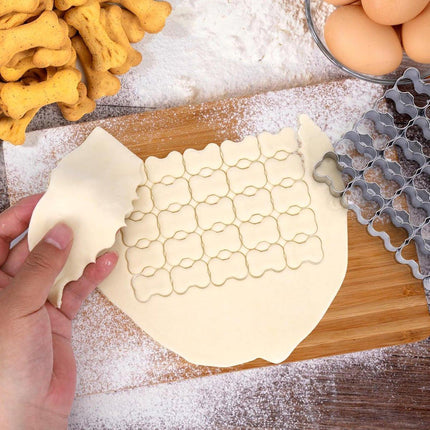 Bone Cookie Cutters - Stainless Steel Baking Cup Set - Kitchen & Baking Tools - With Cleaning Brush - Enjoy cooking with your kids..