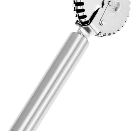 Luxury Rotary Cutter for Embossing - Baking Tools - Dough and Pastry Tools Made of Stainless Steel - Equipped with an Ergonomic Handle - Dishwasher Safe - Suitable for Cutting, Sealing and Pressing.