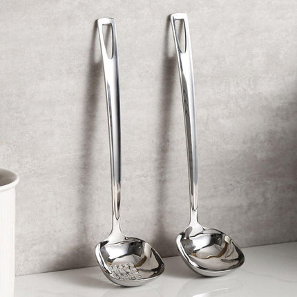 Soup Spoon Set - 2-Piece - Stainless Steel Soup Spoon - Strainer - Hanging Spoon - For Serving Soup - For Serving Porridge - Heat Resistant - Non-Slip - High Temperature Resistant.