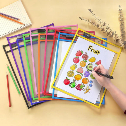 Erasable and Writable Folders - Pack of 20 | Includes 20 water-based whiteboard markers and 2 erasers - Transparent plastic folders/protective covers - Drawing and tracing bags for young children - Erasable and writable - Random colors.