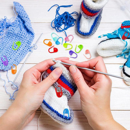 130-piece stitch markers - multifunctional - knitting markers - crochet clips.