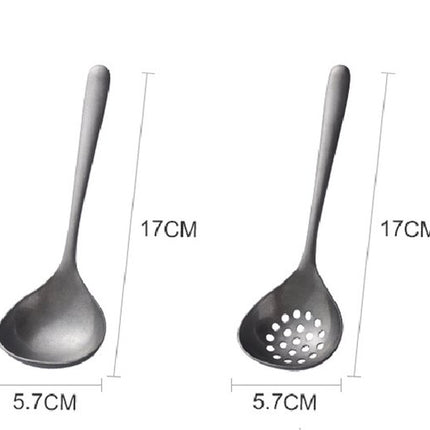 2-piece soup ladle and colander set - Colander with long handle for hot pans - Vintage style - Dishwasher safe - Suitable for sauces and cooking.