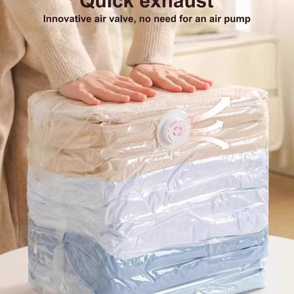 4-Piece Clothing Storage Bags - Compression Bags - Vacuum Bags for Sealing Blankets - Suitable for Travel Clothes - Reusable - Space-Saving - With Manual Press or Air Pump - Suitable for Clothes, Pillows, Duvets and Bed Linen.
