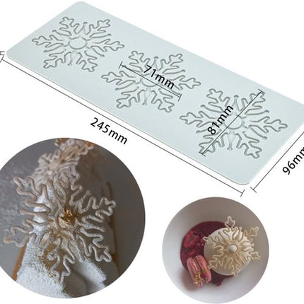 Baking Molds (3-Piece Set) - Silicone Baking Molds - Maple Leaf, Clover, and Snowflake Patterns - Suitable for baking chocolate, candy, and cupcakes, this is a handy tool for creating fun homemade desserts.