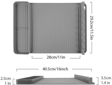 Silicone BBQ Grill Mat - 8-Slot Mat with Drip Tray - Heat-Resistant and Dishwasher-Safe - 40x27 cm - Gray.