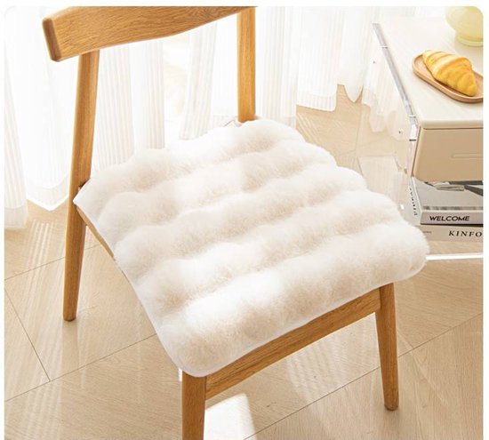 Seat cushion - Seat cushion - Seat cushion for the living room - Soft and comfortable chair cushion with non-slip bottom - Suitable for cars, home offices, dining rooms and kitchens (White, 45 x 45 cm).