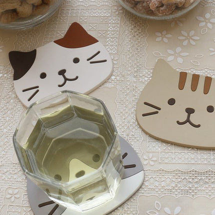 Coasters – Set of 5 – Cute cat design – Made of silicone – Compact, non-slip and heat resistant – Suitable for coffee tables, home use and cafes, also great as a gift for a housewarming or wedding..