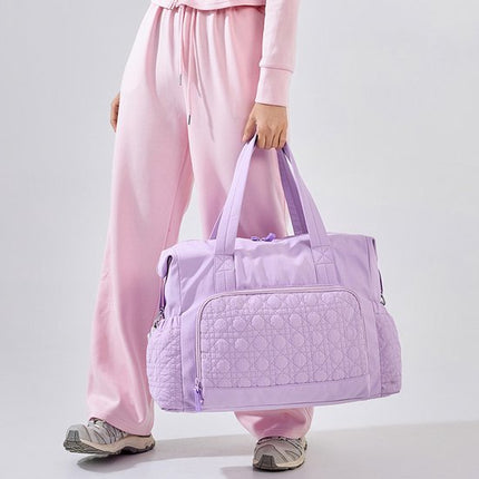 Sports Bag - Waterproof Travel Bag - 24 Liter Carry Bag - Zippered - Lightweight & Durable - Suitable for Gym, Training & Travel（Purple）.