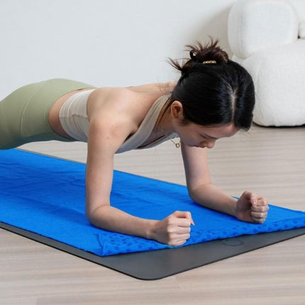 Yoga towel - Moisture-regulating and non-slip - Yoga towel - Quick-drying yoga mat fabric - Breathable yoga mat with mesh storage bag - Suitable for hot yoga, pilates and fitness - Blue.