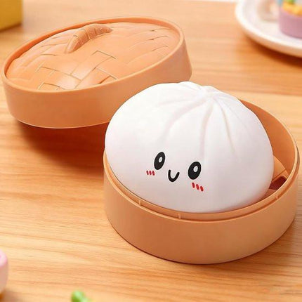 Stress relieving toy - Soft, bouncy stress ball - Relax and reduce stress - Suitable for adults and children - Can be used as a reward in the classroom or at a party.