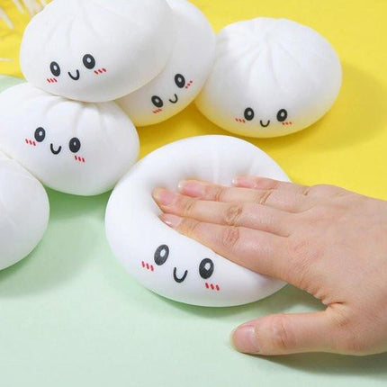 Stress relieving toy - Soft, bouncy stress ball - Relax and reduce stress - Suitable for adults and children - Can be used as a reward in the classroom or at a party.