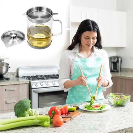 Oil Can - Leak-Proof Oil Container - Oil Filter Can - Oil Container for Household Kitchen Use - Leak-Proof Oil Can with Mesh Filter - Glass Oil Filter Can.