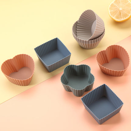 Paper Cupcake Cases – Mini Baking Pan – Mini Cake Molds – Baking Tools – Round, Square & Heart Shaped Silicone Molds – Heat Resistant, Reusable, Flexible and Non-Stick – Perfect for Baking, Parties & Birthdays – Pack of 24.