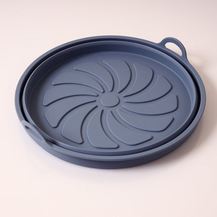 Silicone Airfryer Tray Foldable - Reusable Basket - Heat Resistant & Dishwasher Safe - Round - Gray.