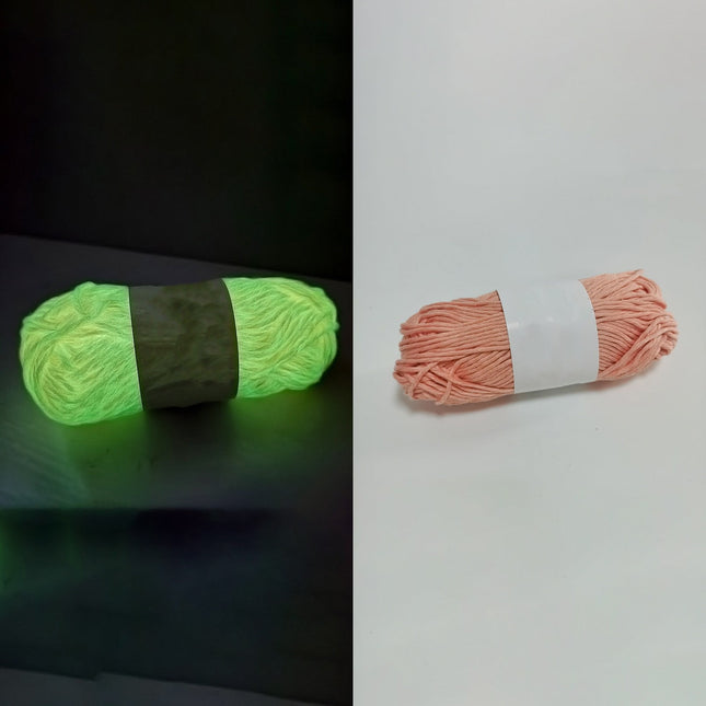 LGCASL Diy Glow in the Dark Yarn*1 Diy Glow Yarn Glow in the Dark Yarn for Crochet Glow Yarn for Knitting Crocheting Crafts Sewing Beginners Christmas Decorations, Onion Yellow Diy Yarn Orange red.