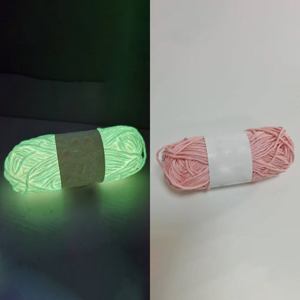 LGCASL Diy Glow in the Dark Yarn*1 Diy Glow Yarn Glow in the Dark Yarn for Crochet Glow Yarn for Knitting Crocheting Crafts Sewing Beginners Christmas Decorations, Onion Yellow Diy Yarn Pink.
