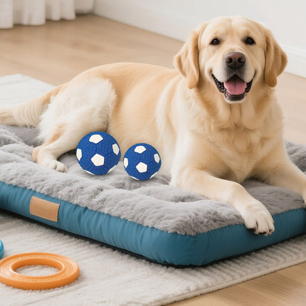 LGCASL Soccer Ball Chew Toy Dog Toy Squeak Rubber Fun Suitable for Large and Medium Sized Dogs Dog Toy Squeak Rubber Fun Suitable for Large and Medium Sized Dogs (Blue, L) S Blue.