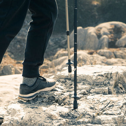 Worgeous Durable Trekking Cane Tips with Metal Gasket for Hiking Poles 8 Pieces Black.