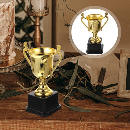 SWETRACE Trophy Golden Plastic 1Pack 6.8x4.7x2.4in.